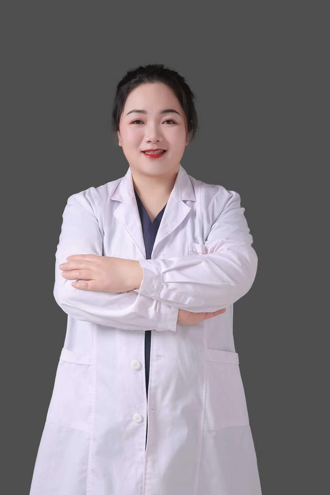 彭小娟主任